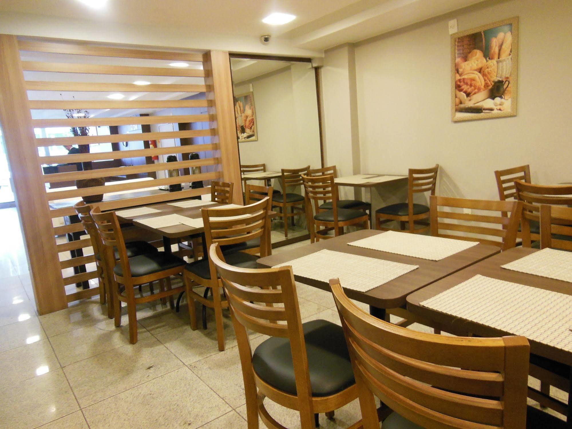 Alfa Plaza Hotel 3*