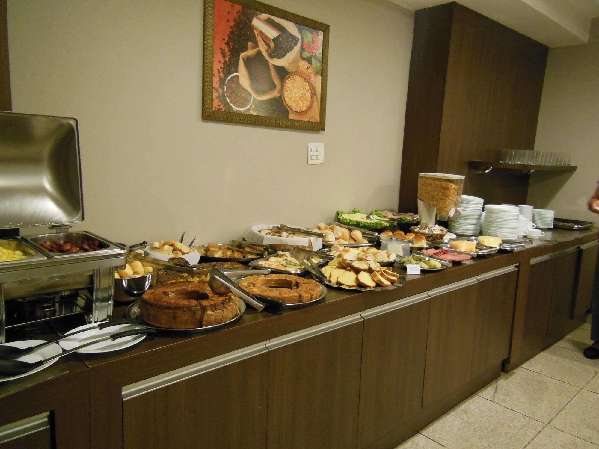 Hotel Alfa Plaza 3*